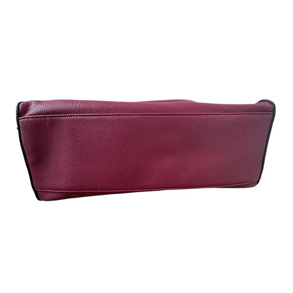 Acqua di Perla Burgundy Shoulder Hobo Bag - Studded Design - Picture 9 of 12